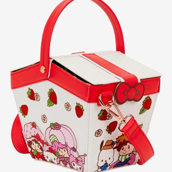 Loungefly Strawberry Shortcake Basket Strawberry 
Scented Crossbody Bag NWT - Picture 3 of 5